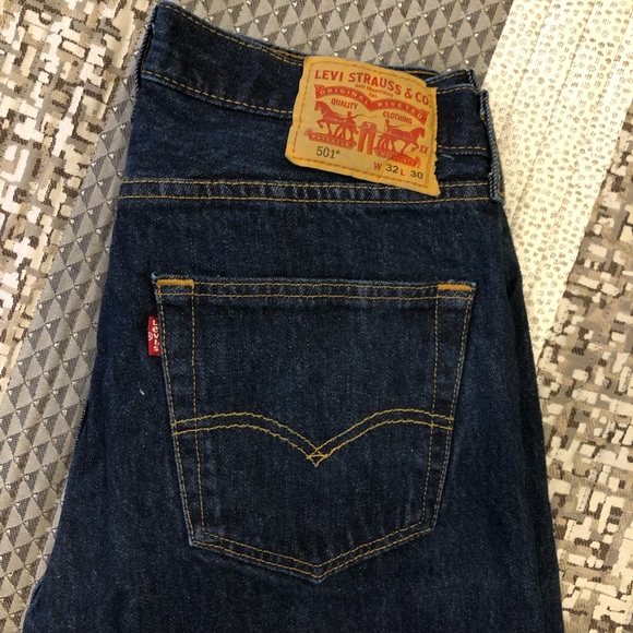 Levi’s 501® Original Fit Men’s Jeans - Picture 2 of 6